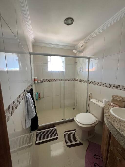 Casa Com Piscina, Churrasqueira E Ar Condicionado Em Condominio Cabo Frio Exterior foto